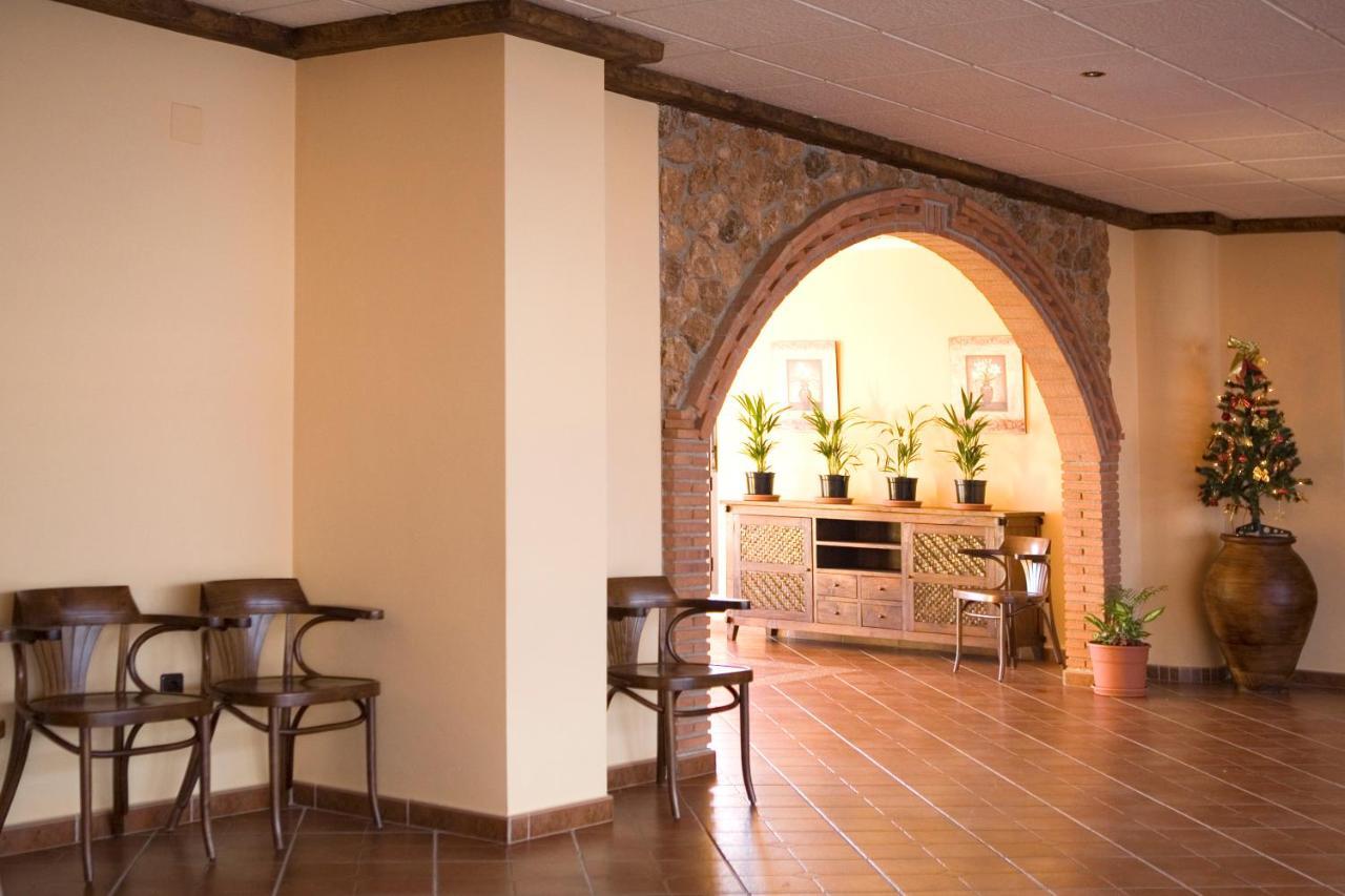 Hotel-Restaurante Cerrillo San Marcos Diezma Екстер'єр фото