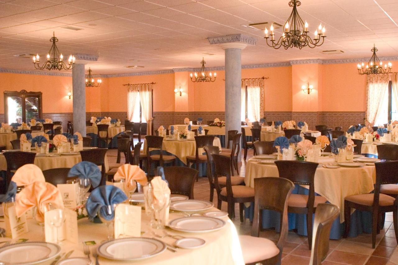 Hotel-Restaurante Cerrillo San Marcos Diezma Екстер'єр фото