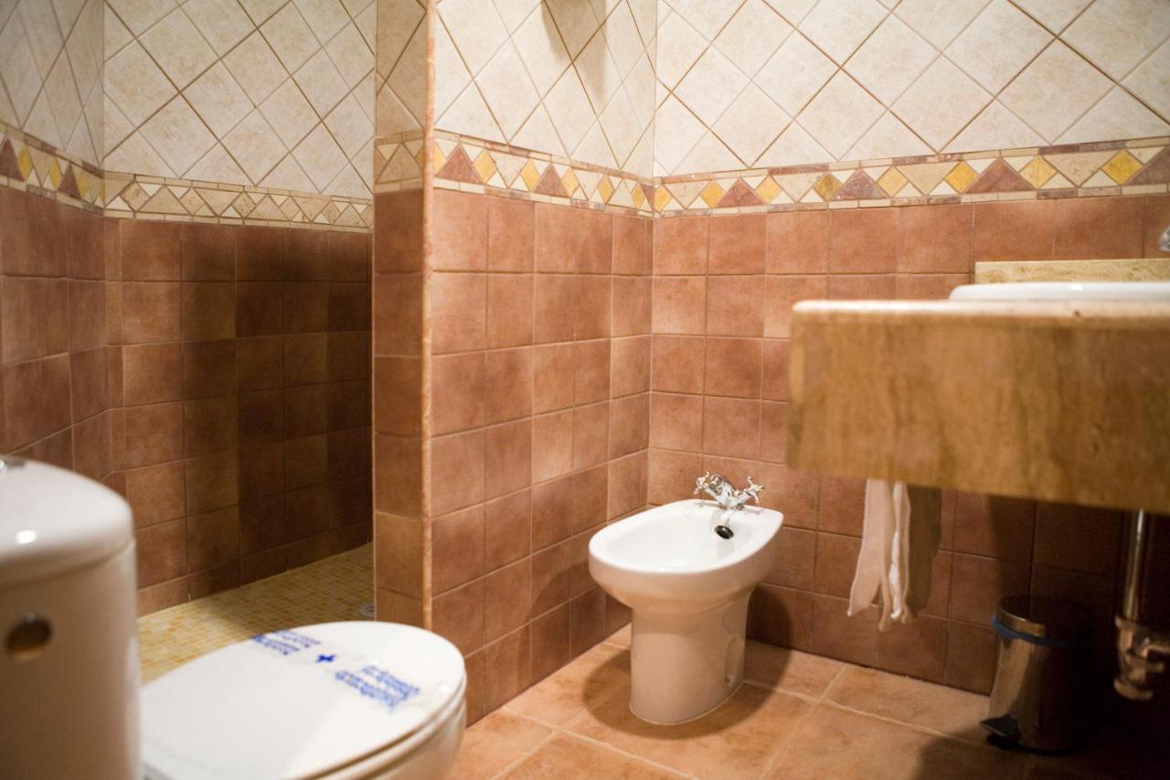 Hotel-Restaurante Cerrillo San Marcos Diezma Екстер'єр фото